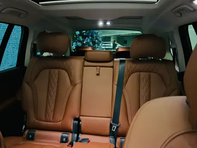 BMW X7 — Фото автомобиля 16