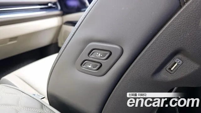 Kia Carnival Generation 4 — Фото автомобиля 29