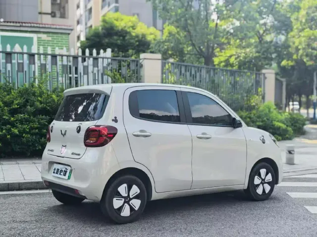 Wuling Hongguang Mini EV — Фото автомобиля 8