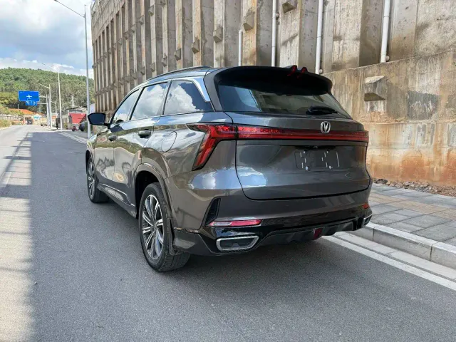 Changan CS75 Plus — Фото автомобиля 11