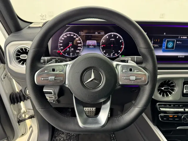 Mercedes-Benz G-Class — Фото автомобиля 9
