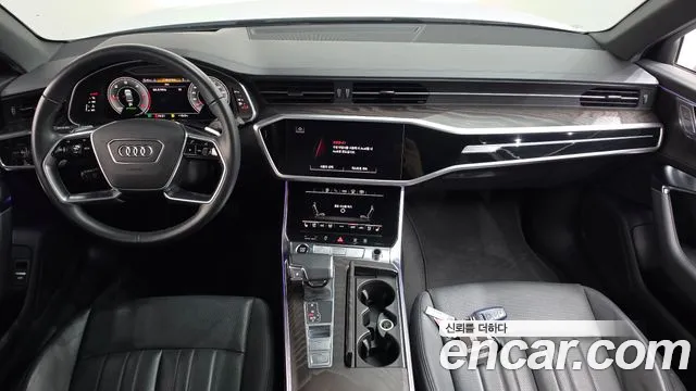Audi A6 C8 — Фото автомобиля 10