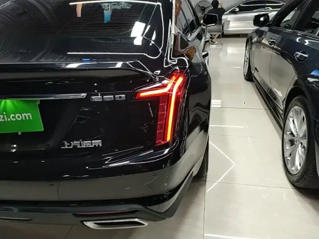 Cadillac CT5 — Фото автомобиля 7