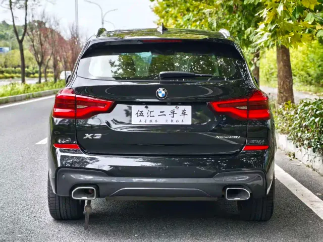 Leapmotor B10 — Фото автомобиля 16