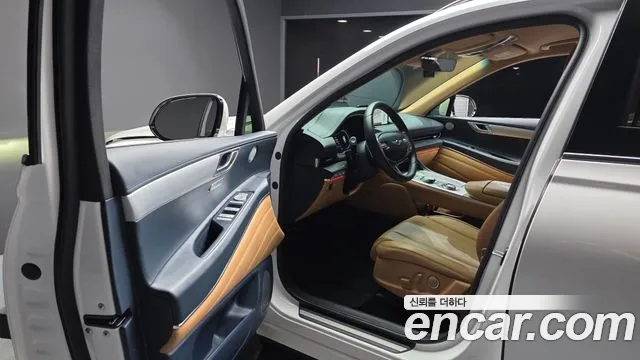 Genesis GV80 — Фото автомобиля 15