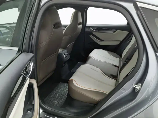 BYD Qin PLUS — Фото автомобиля 15