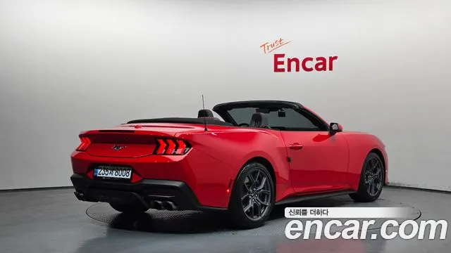 Ford Mustang 7th Gen — Фото автомобиля 2
