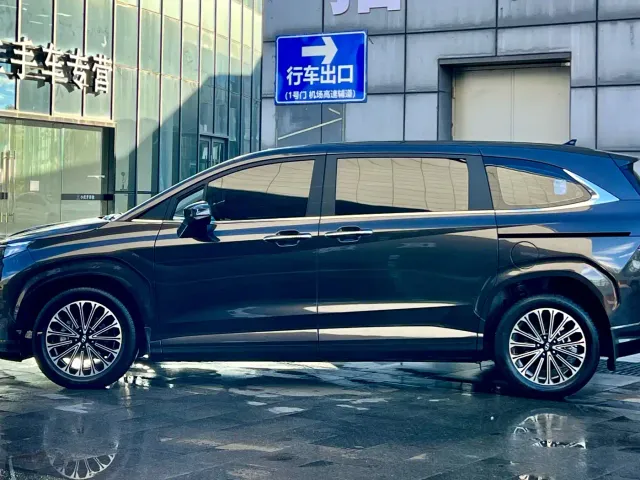 Hyundai Custo — Фото автомобиля 4