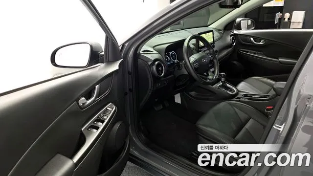 Hyundai Kona Новый Kona Бензин 1.6 турбо 2WD — Фото автомобиля 10