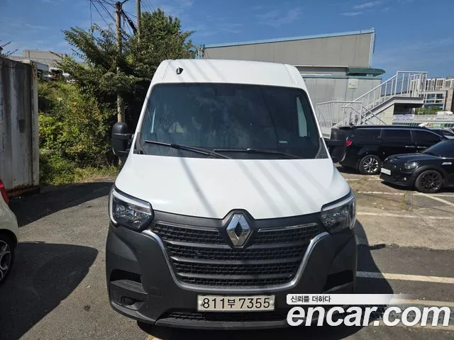 Фотография автомобиля — Renault Korea Master