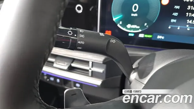 Hyundai Santa Fe MX5 — Фото автомобиля 29