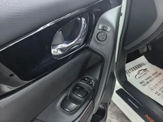Nissan Qashqai — Фото автомобиля 15