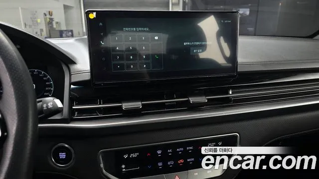 KG_Mobility_Ssangyong Rexton Новый Rexton Sport Дизель 2.2 2WD — Фото автомобиля 16