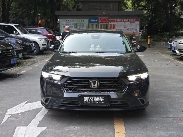 Honda Accord — Фото автомобиля 2