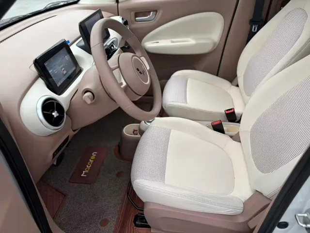 Wuling Hongguang Mini EV — Фото автомобиля 11