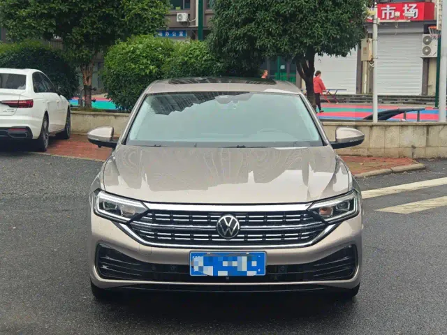Volkswagen Sagitar 2022 280TSI DSG Surpassing Edition — Фото автомобиля 2