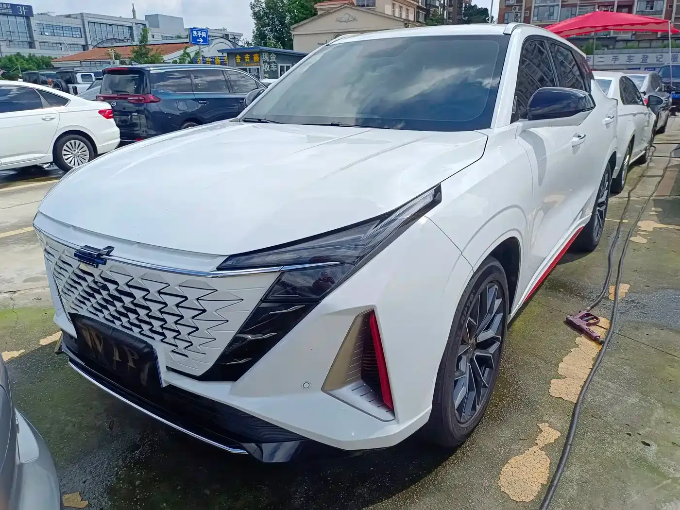 Фотография автомобиля — Changan Z6