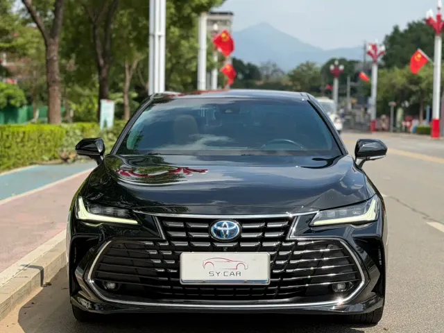 Toyota Avalon — Фото автомобиля 2