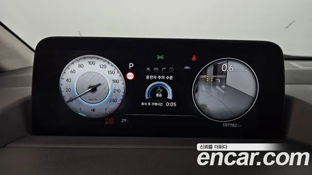 Hyundai Staria Staria L3.5 Lounge 9 мест — Фото автомобиля 8
