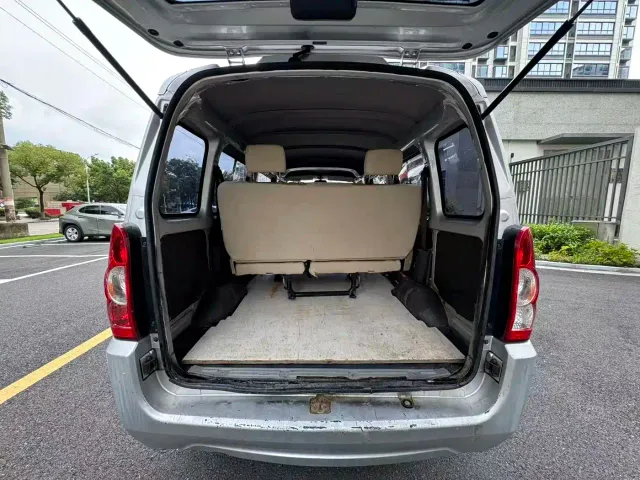 Wuling Rongguang EV — Фото автомобиля 9