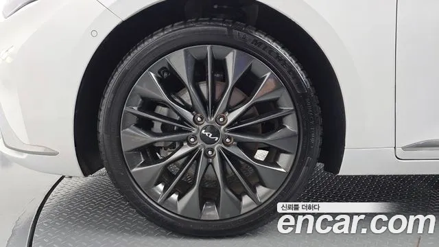Kia K8 2.5 Бензин 2WD — Фото автомобиля 5