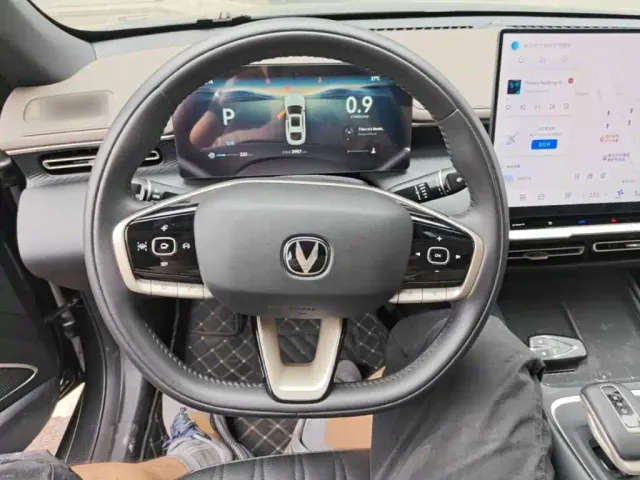 Changan Eado — Фото автомобиля 10