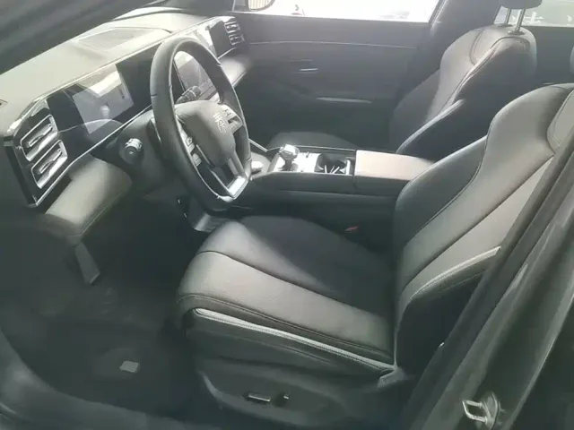 BYD Qin L — Фото автомобиля 14