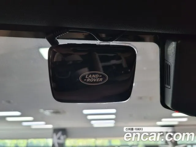 Land Rover Defender L663 — Фото автомобиля 11