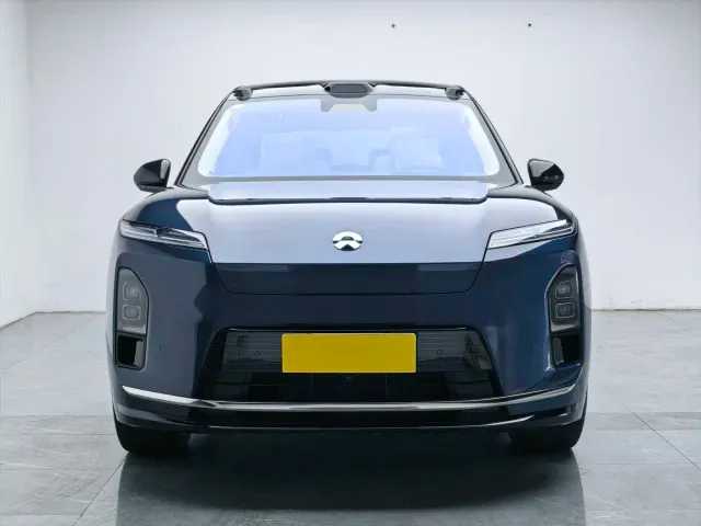 Nio ES8 — Фото автомобиля 7