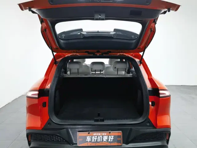 Baojun Yunhai — Фото автомобиля 16