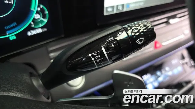 Hyundai Grandeur Grandeur (New) Hybrid — Фото автомобиля 25