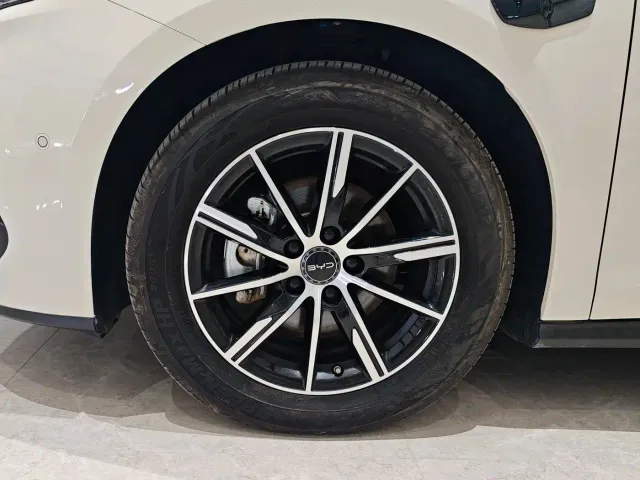 BYD Seal 06 — Фото автомобиля 16