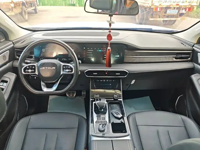 Jetour X90 — Фото автомобиля 9