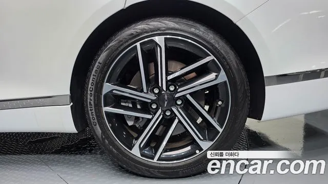 Genesis G80 Бензин 2.5 турбо AWD — Фото автомобиля 18