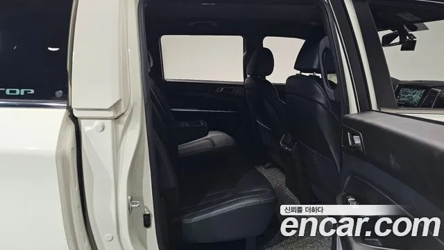 KG_Mobility_Ssangyong Rexton Новый Rexton Sport Khan Дизель 2.2 4WD — Фото автомобиля 11
