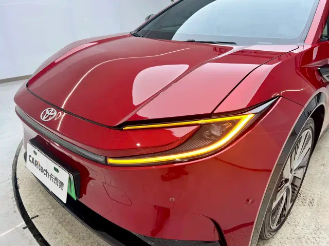 Toyota bZ5 — Фото автомобиля 13