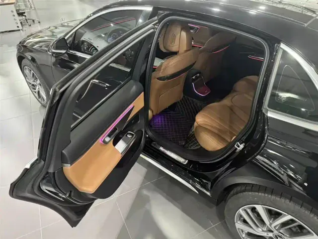 Mercedes-Benz E-Class — Фото автомобиля 15
