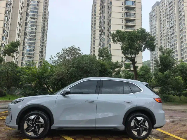 Geely Galaxy E5 — Фото автомобиля 17