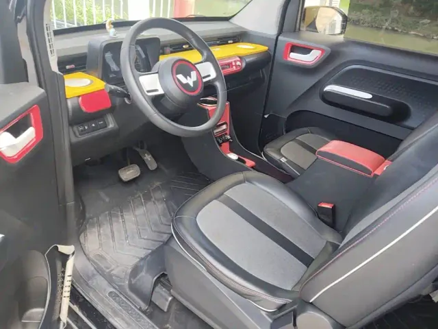 Wuling Hongguang Mini EV — Фото автомобиля 14