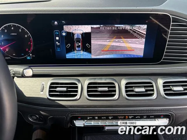 Mercedes-Benz GLE-Class — Фото автомобиля 14