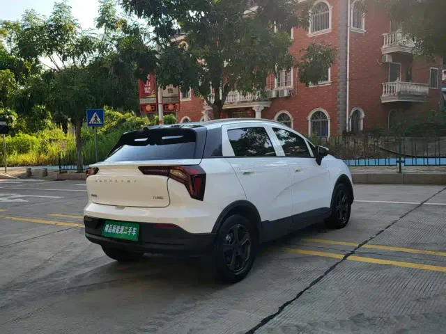 Geely Geometry E Firefly — Фото автомобиля 10