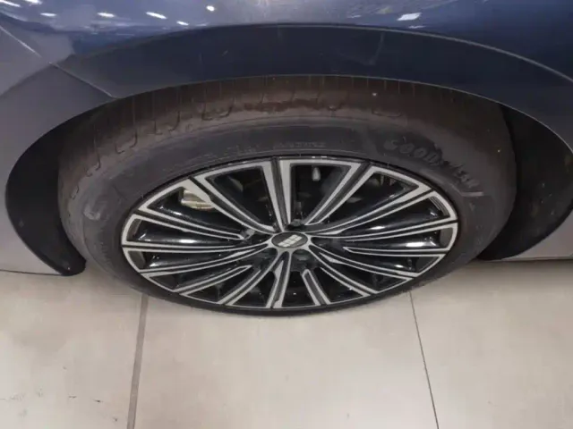 Geely Galaxy Xingyao 8 — Фото автомобиля 22