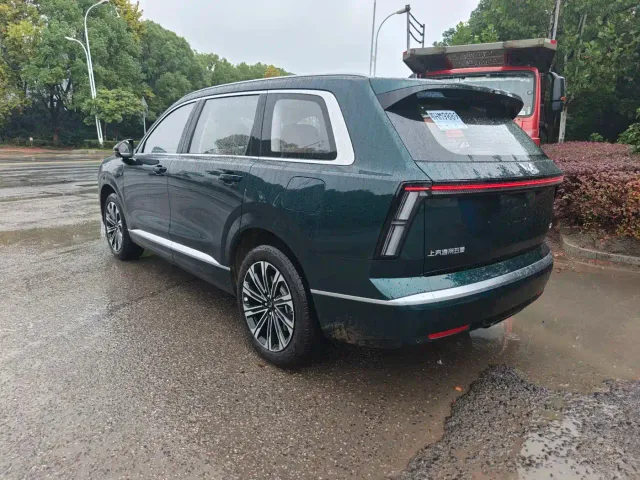 Wuling Starlight L — Фото автомобиля 4
