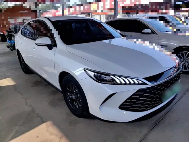 BYD Qin PLUS — Фото автомобиля 3