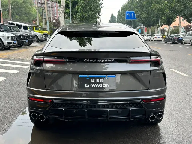 Lamborghini Urus — Фото автомобиля 7