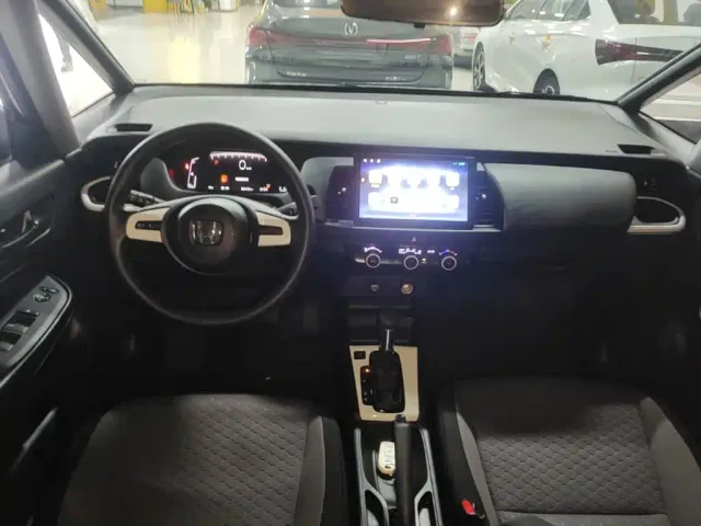 Honda Fit — Фото автомобиля 9
