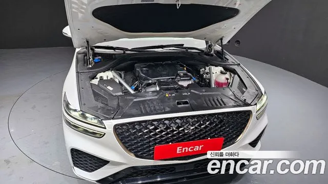 Genesis GV70 2.5T Бензин AWD — Фото автомобиля 6
