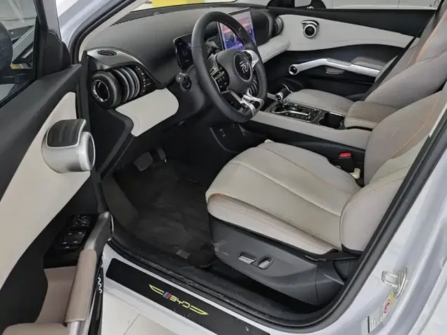 BYD Yuan PLUS — Фото автомобиля 9