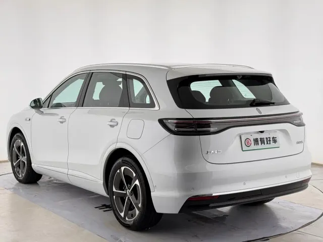 Shangjie SUV — Фото автомобиля 11