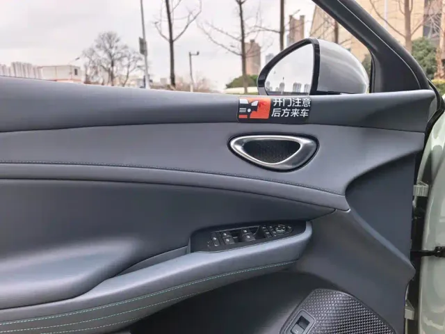 BYD Seal 06 GT — Фото автомобиля 4